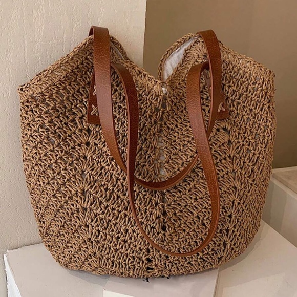 Boho Vegan Leather Strap Minimalist Straw Tote Bag - Picture 10 of 14